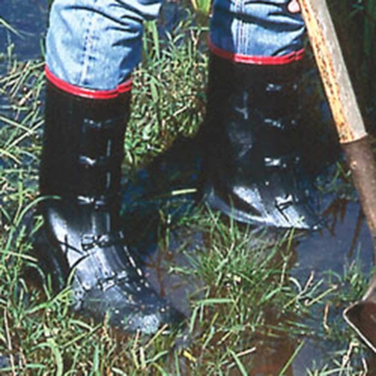 SERVUS BY HONEYWELL 15"H, 5-Buckle Super-Size Rubber Overboots