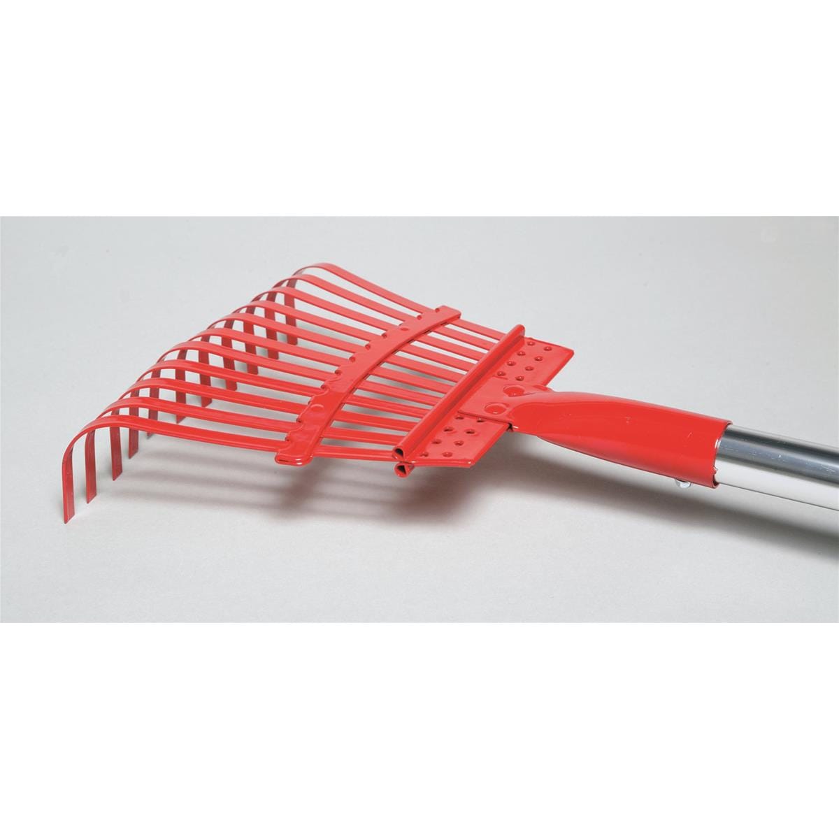 Corona Fixed Tine 8"W Rake