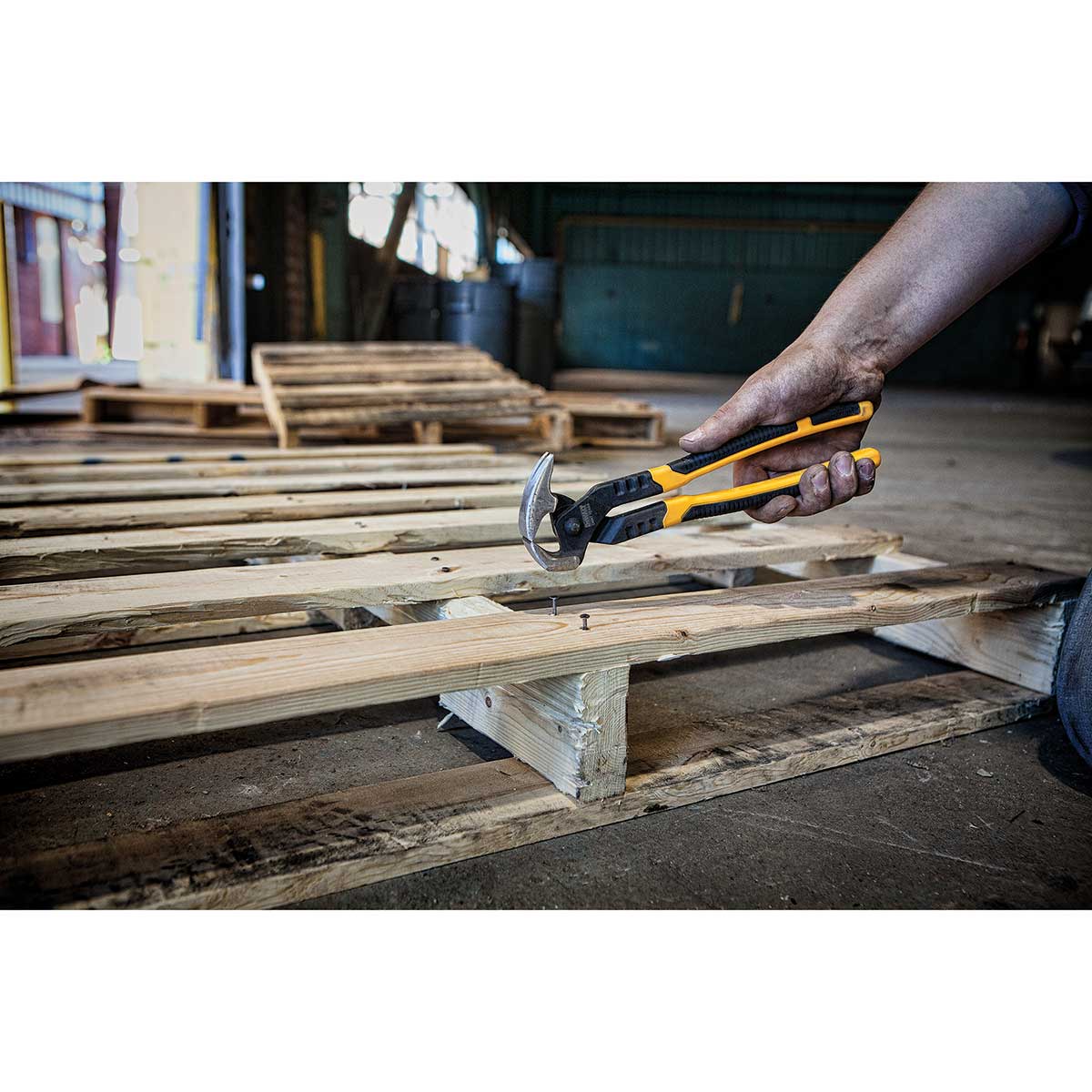 DEWALT 10" Multi-Function End Nipper