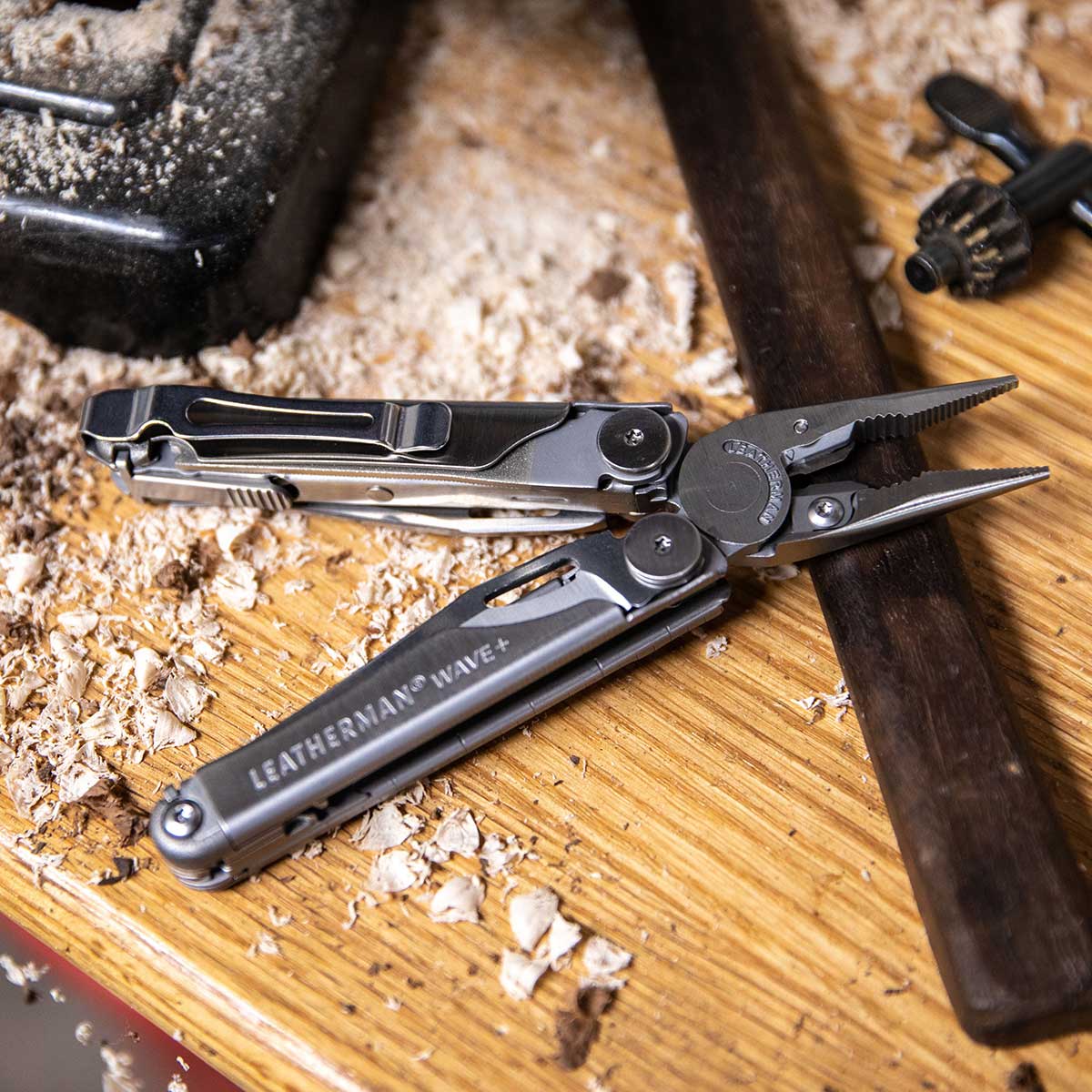 LEATHERMAN Wave+ Multi-Tool with Black Nylon Sheath In Use+++LEATHERMAN Wave+ Multi-Tool with Black Nylon Sheath In Use