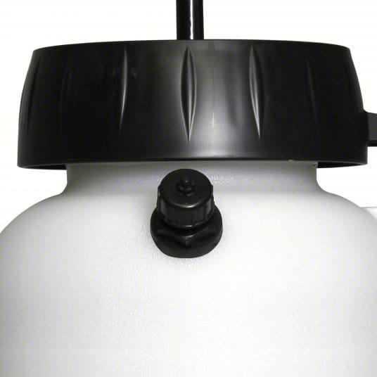Chapin 22049XP 3-Gallon Extreme Poly Tank Sprayer