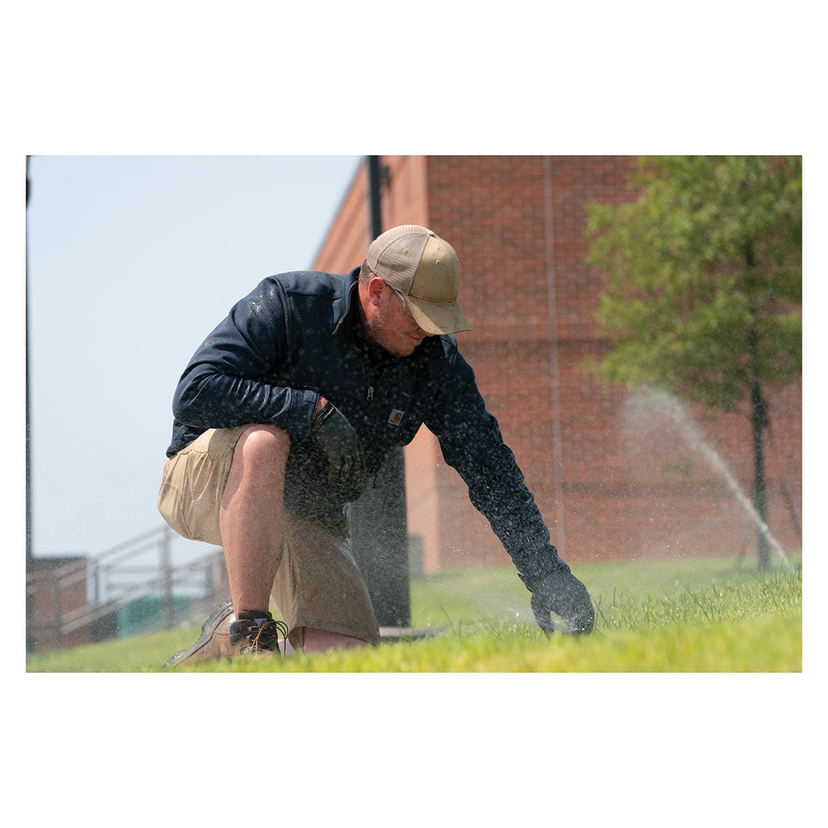 Carhartt 102199 Rain Defender Relaxed Fit Heavyweight Softshell Jacket