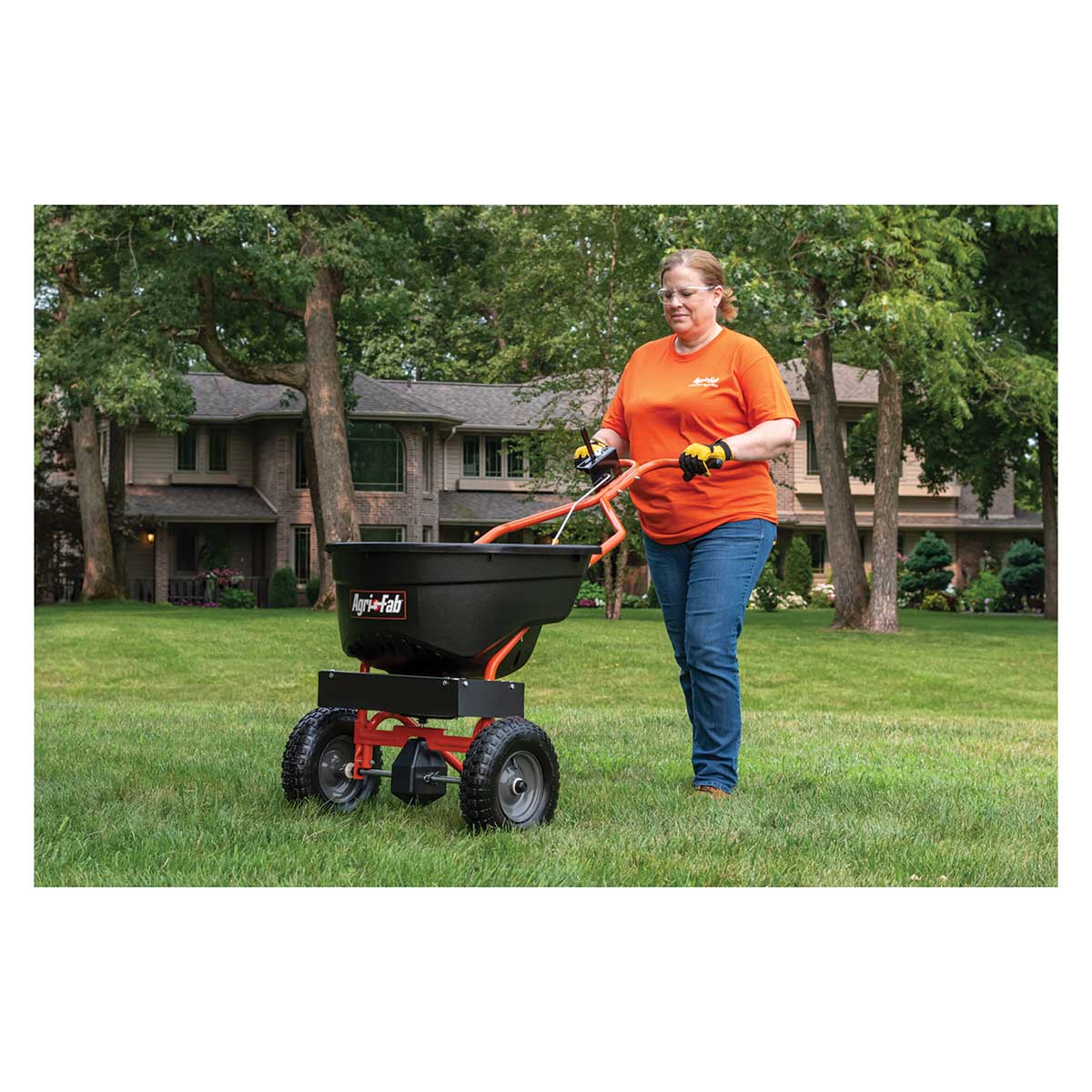 Agri-Fab 130 lb. Push Broadcast Spreader