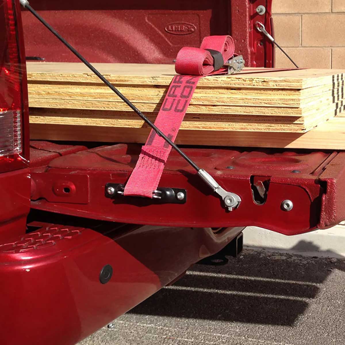 Snap-Loc Stainless E-Track Single Strap Anchor 6 PK In Use+++Snap-Loc Stainless E-Track Single Strap Anchor 6 PK In Use