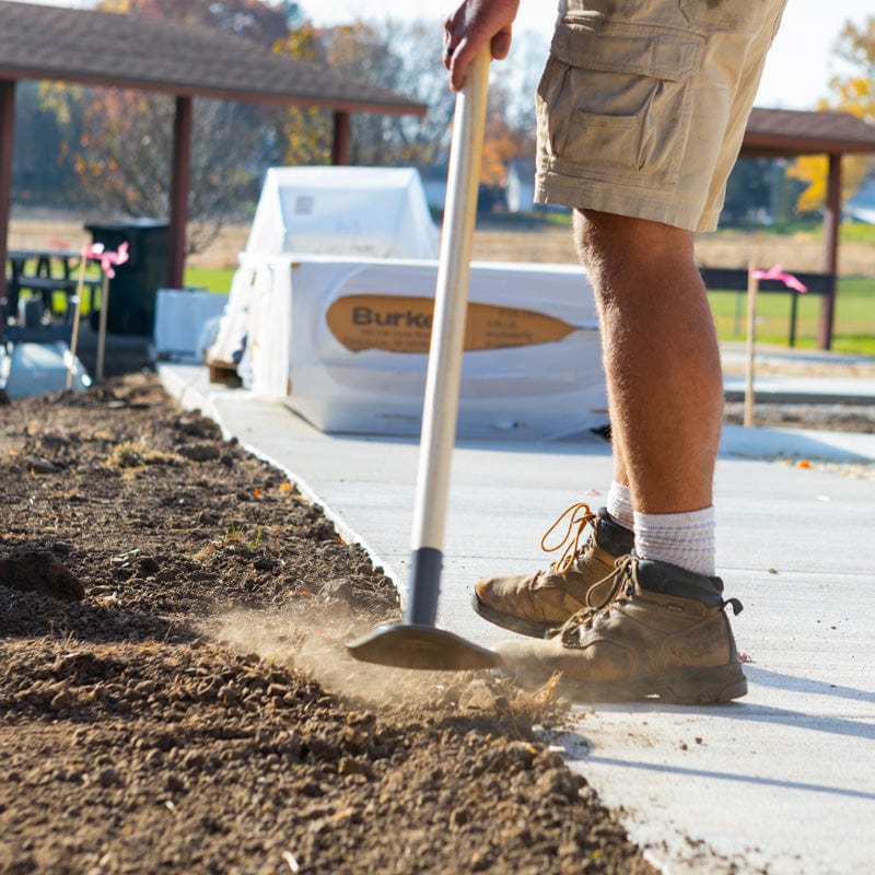 Gemplers 7" Field Hoe with Wood Handle