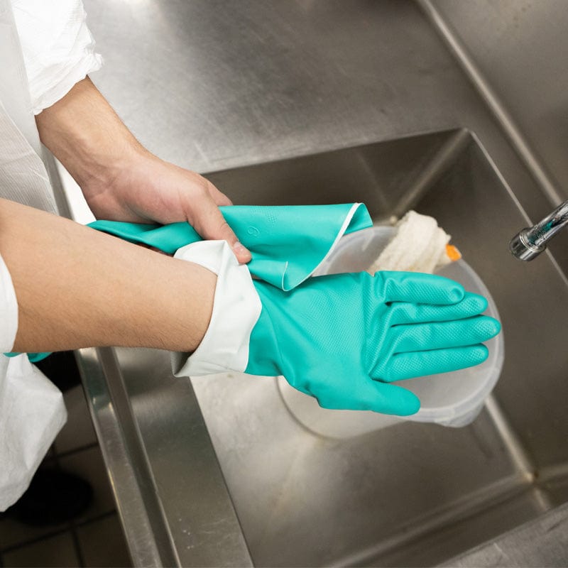 Bulk 15-mil Chemical Resistant Nitrile Gloves, Unlined, Size 9 | 144 Pairs