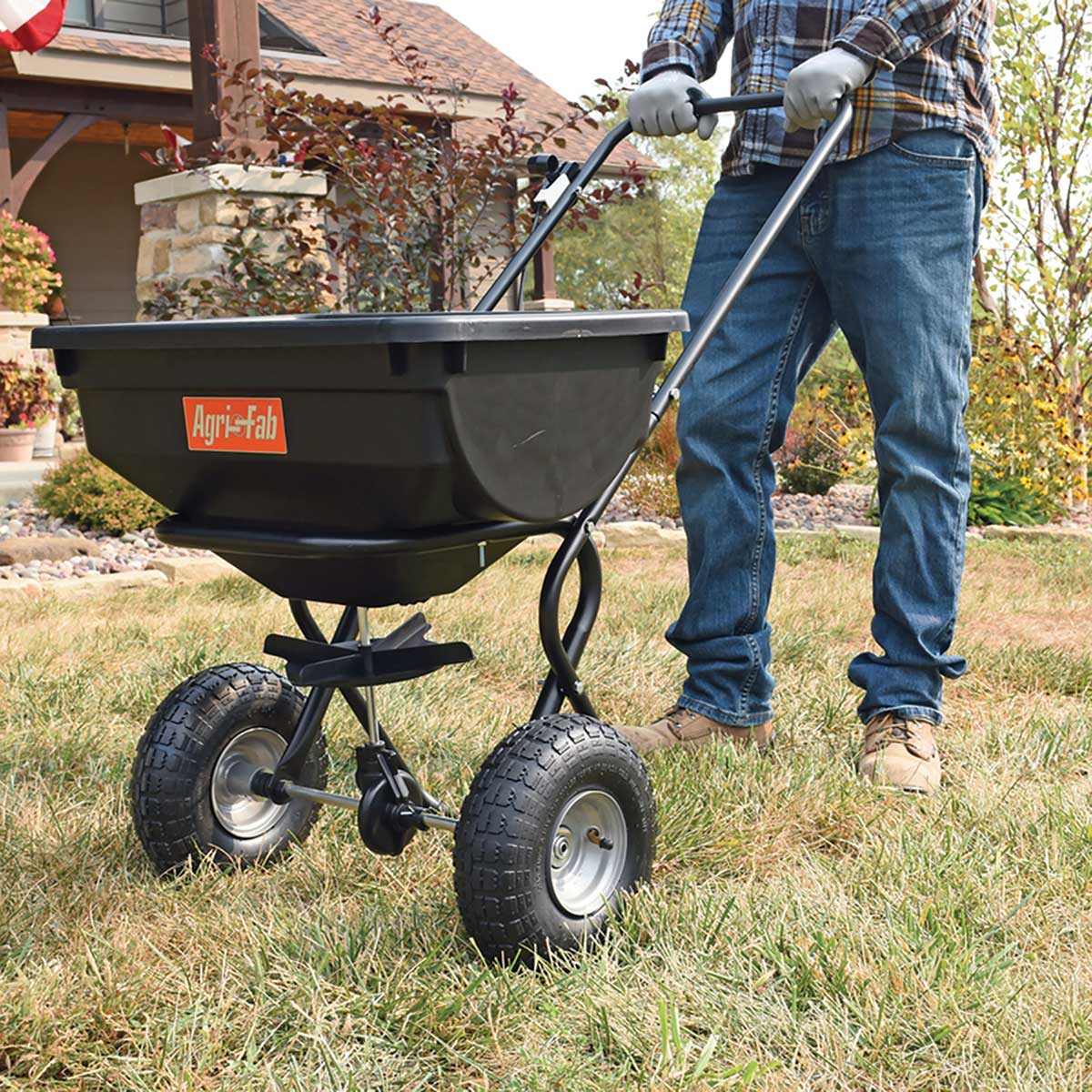 Agri-Fab 45-0388 85 lb Broadcast Spreader