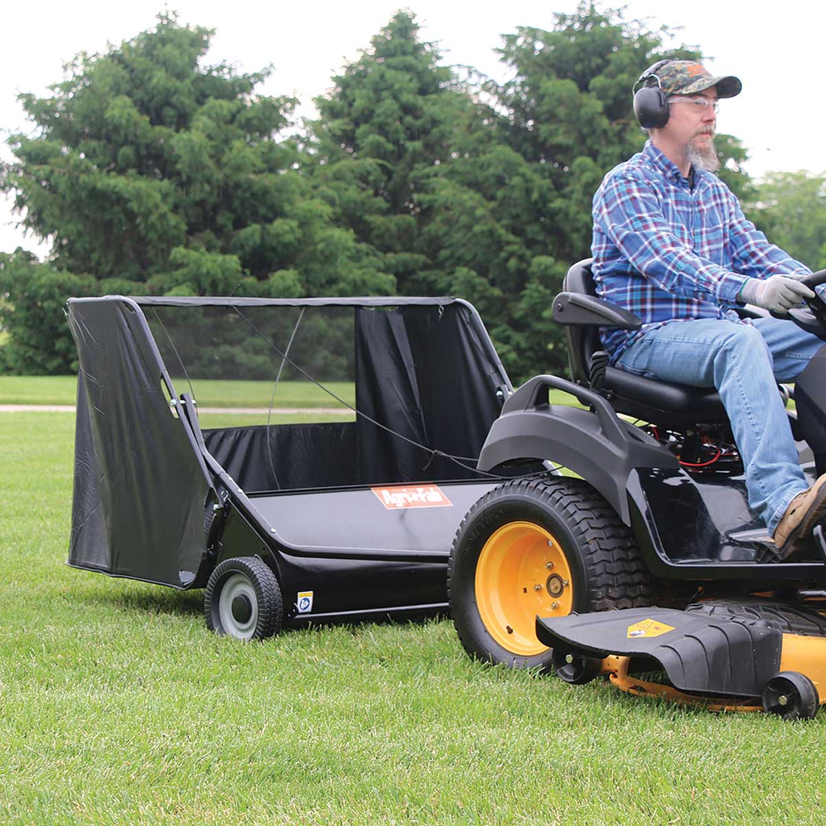 Agri-Fab 45-0642 58" Heavy-Duty Lawnsweeper