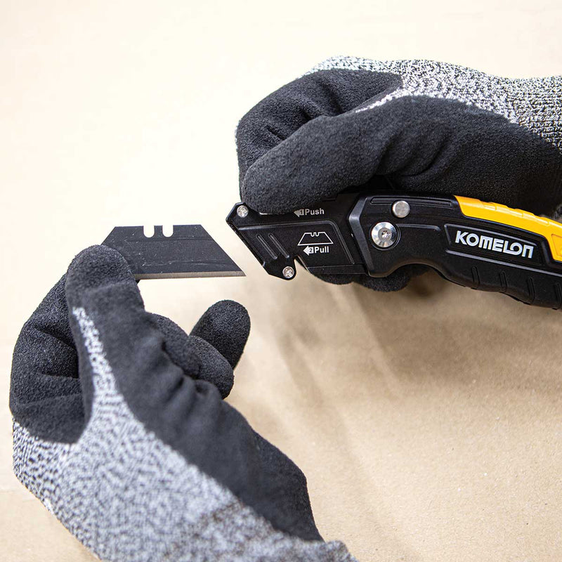 Komelon Folding Utility Knife