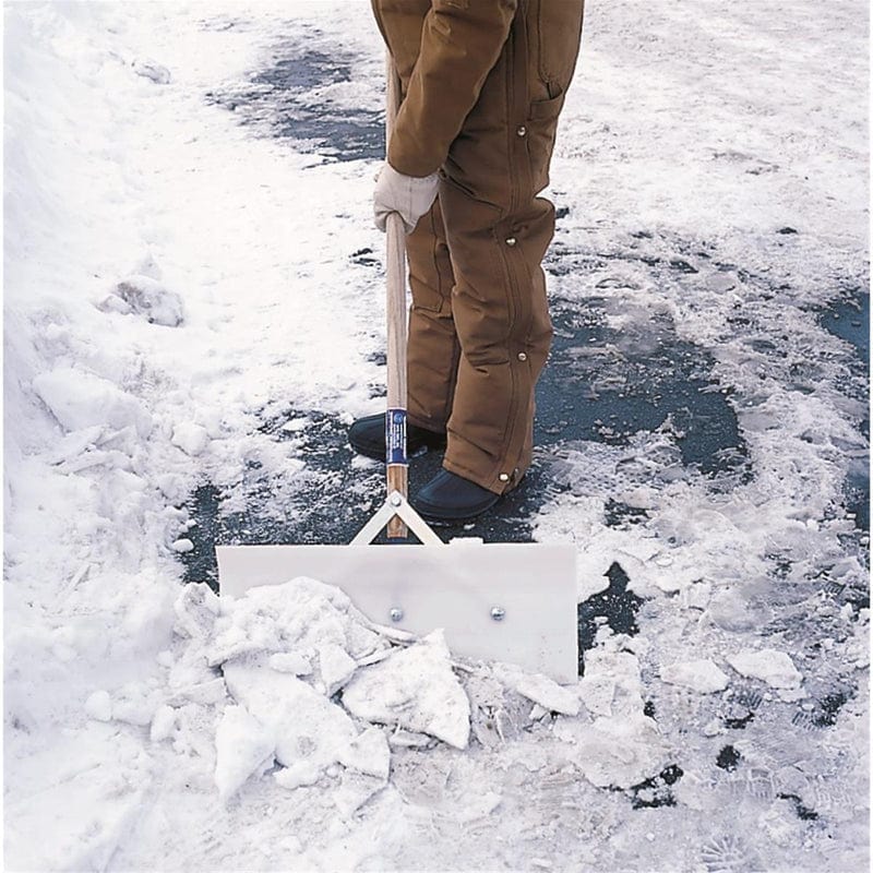 Gemplers Wood Handle Poly Scraper, 24"