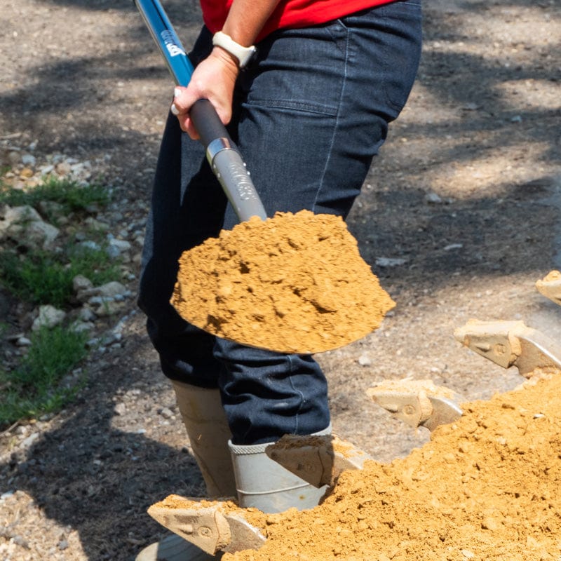 Gemplers Round Point Shovel with Fiberglass Handle