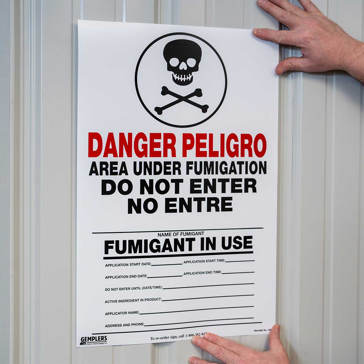 Gemplers Bilingual Warning Sign for Fumigant Applications, 14"W x 21"H
