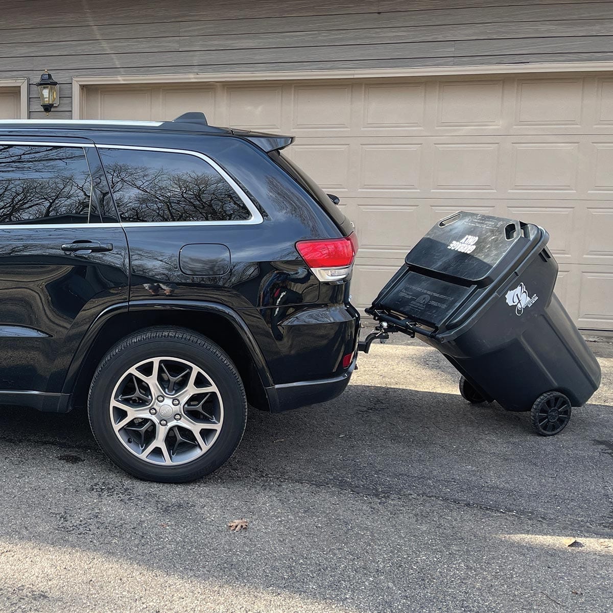 Single-Can Garbage Can Hauling Hooks, Ball Mounted In Use+++Single-Can Garbage Can Hauling Hooks, Ball Mounted In Use