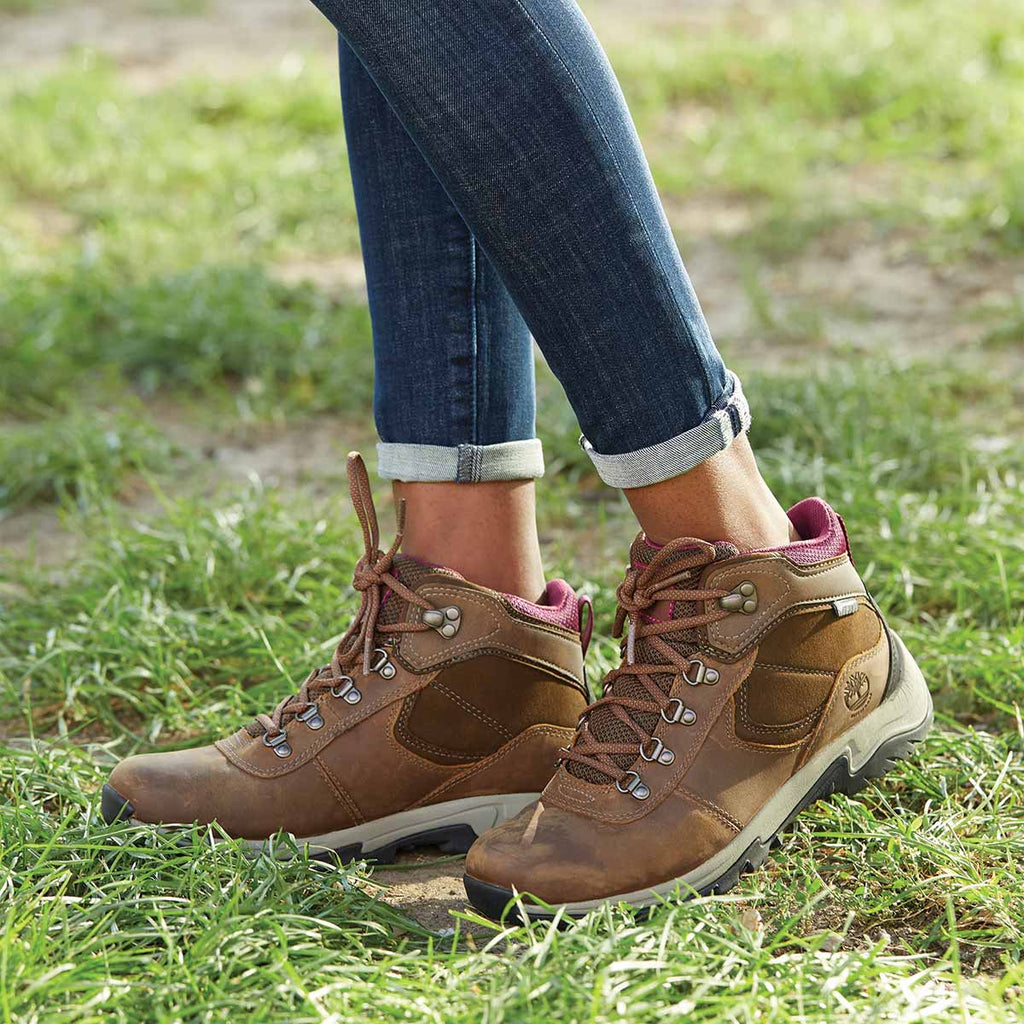Timberland Tree Women's Mt. Maddsen Mid Waterproof Hiking Boots In Use+++Timberland Tree Women's Mt. Maddsen Mid Waterproof Hiking Boots In Use