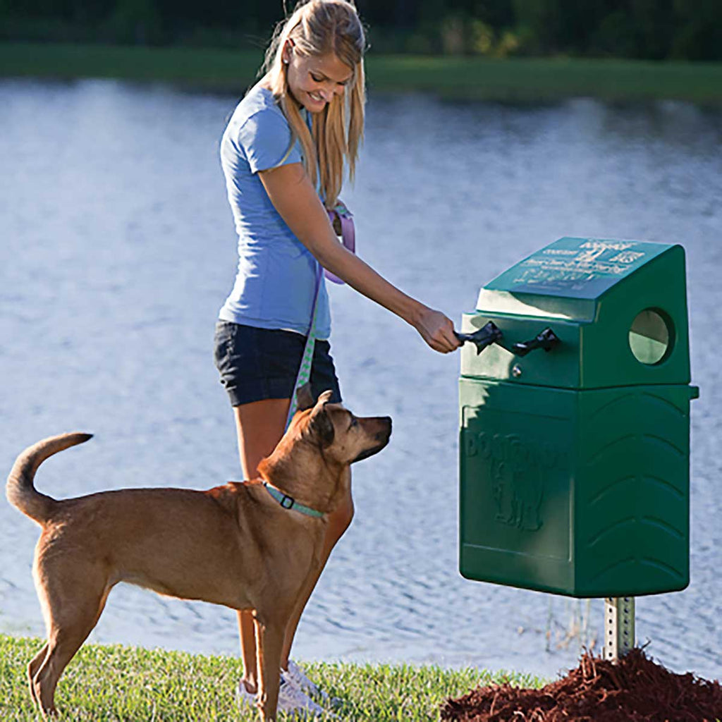 DOGIPOT® Poly DOGVALET® In Use+++DOGIPOT® Poly DOGVALET® In Use