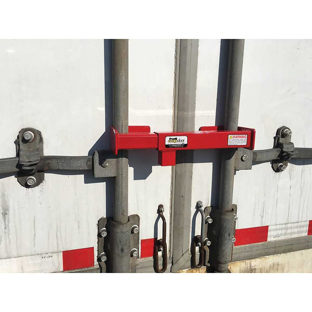 Equipment Lock Company Cargo Door Lock In Use+++Equipment Lock Company Cargo Door Lock In Use