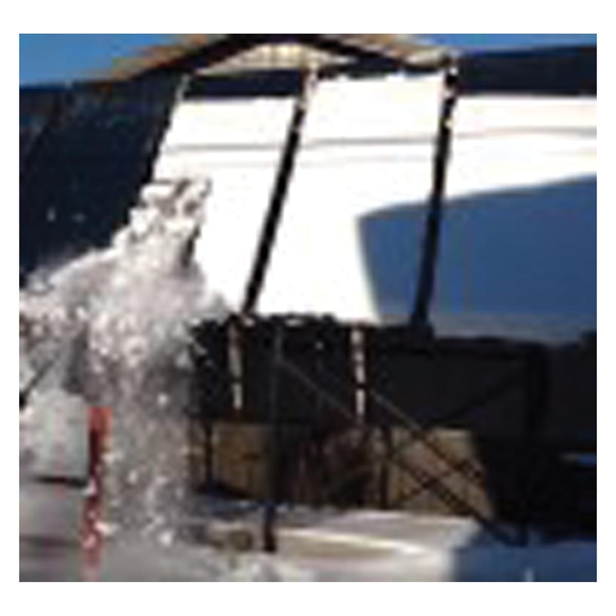 Roof Razor® Solar Sweeper Premium In Use+++Roof Razor® Solar Sweeper Premium In Use