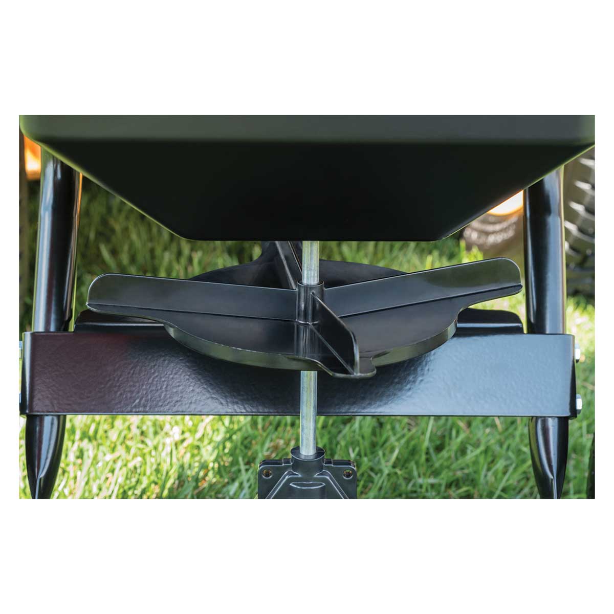 Agri-Fab 85 lb. Tow Spreader