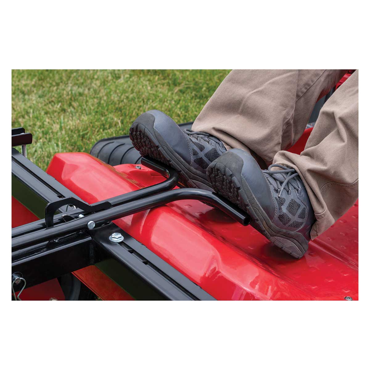 Agri-Fab ZT Dethatcher