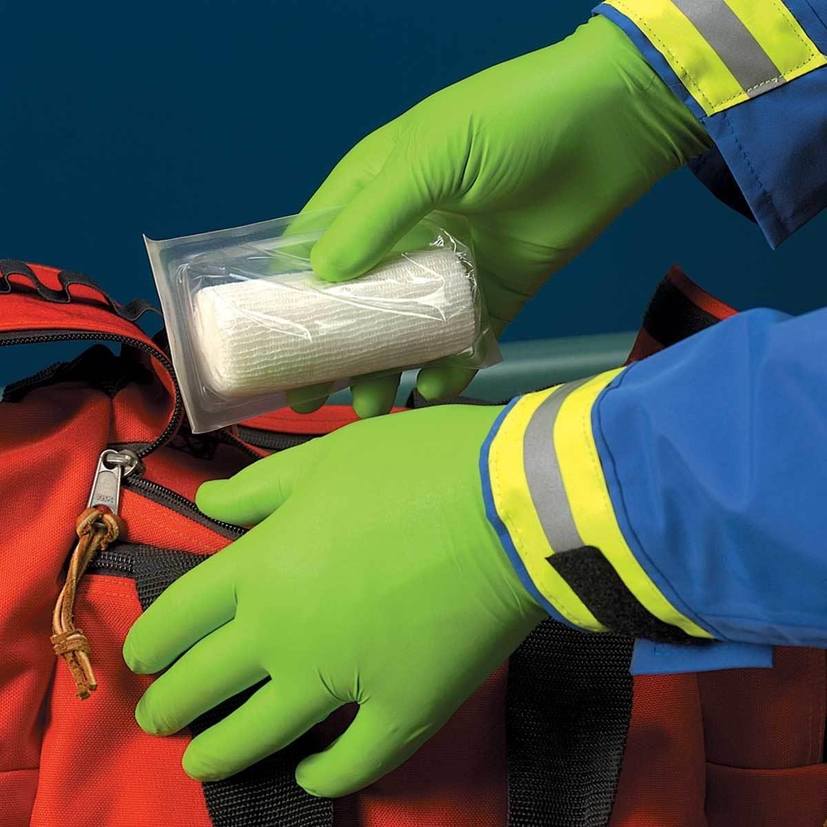 SHOWA N-DEX 7705PFT Accelerator-Free 4-mil Nitrile Gloves | Gemplers