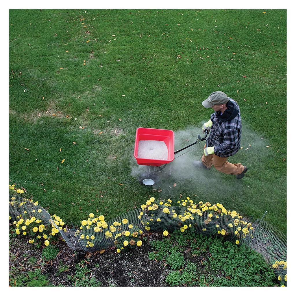 EarthWay 100 lb Capacity Pneumatic Commercial Broadcast Spreader