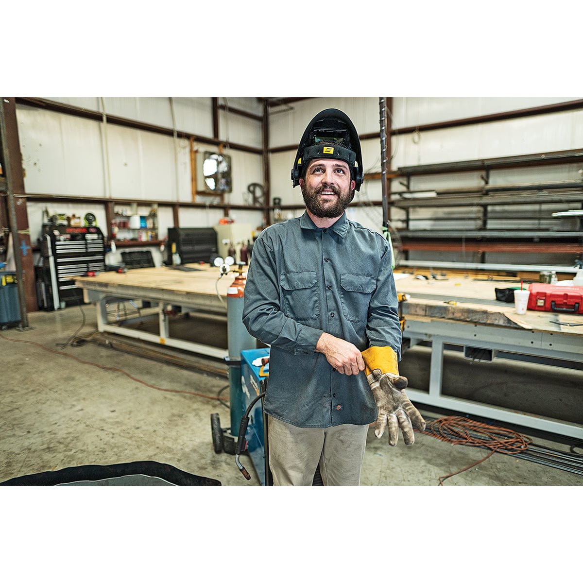 Dickies Long Sleeve Button Down Work Shirt In Use+++Dickies Long Sleeve Button Down Work Shirt In Use