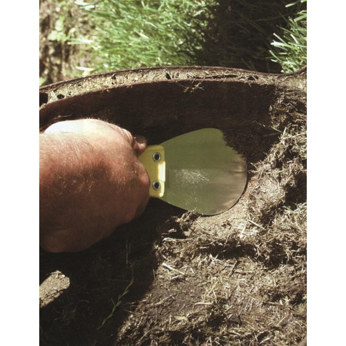 Mower Deck Scraper with 8"L Handle