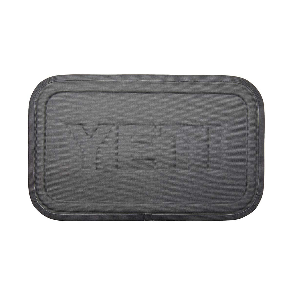 Bottom of the YETI Hopper Flip 18 Soft Sided Cooler