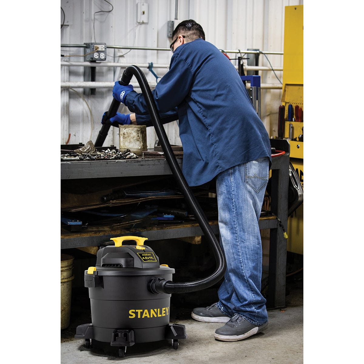 Stanley 10 Gallon 4 MAX HP Wet/Dry Vac